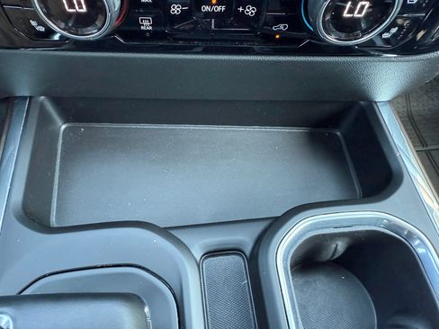 Certified 2023 Chevrolet Silverado 1500 High Country w/ High Country Premium Package AWD/4WD image 28