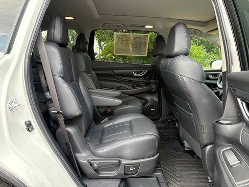 Certified 2025 Subaru Ascent Limited w/ Popular Package #2 AWD/4WD image 30