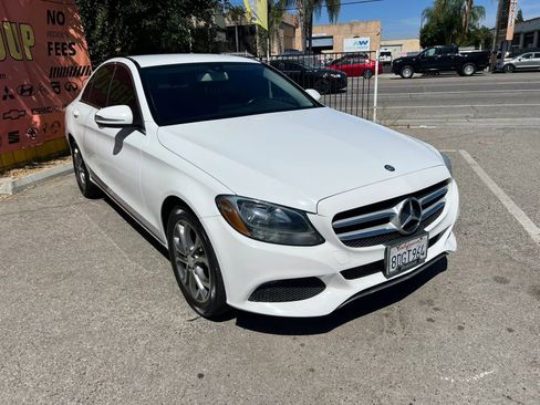Used 2015 Mercedes-Benz C 300 Sedan image 3