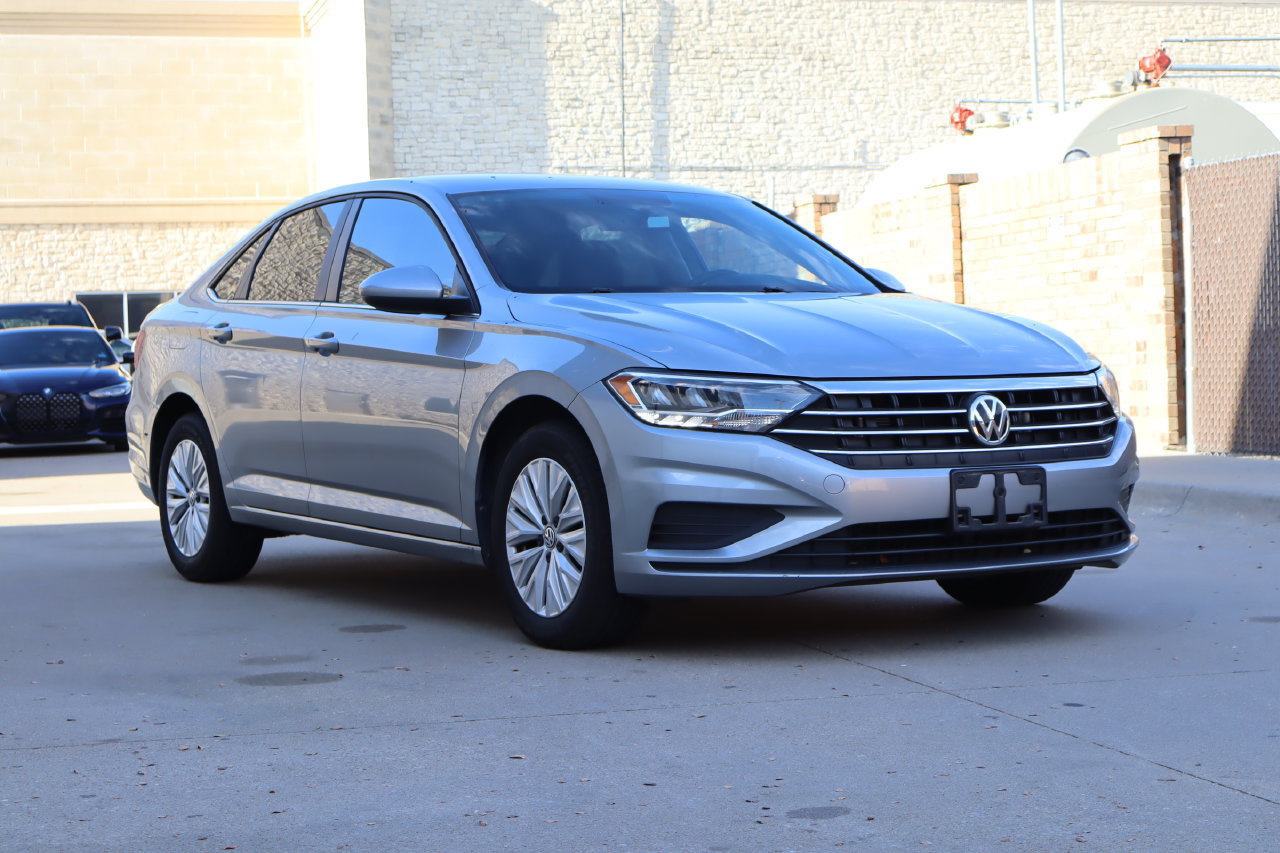 Used 2019 Volkswagen Jetta S w/ Driver Assistance Package FWD image 2