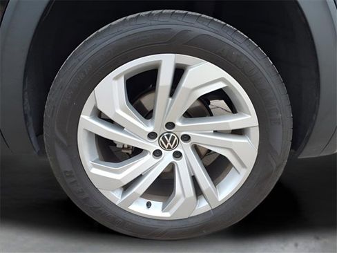 Used 2022 Volkswagen Atlas SE image 24