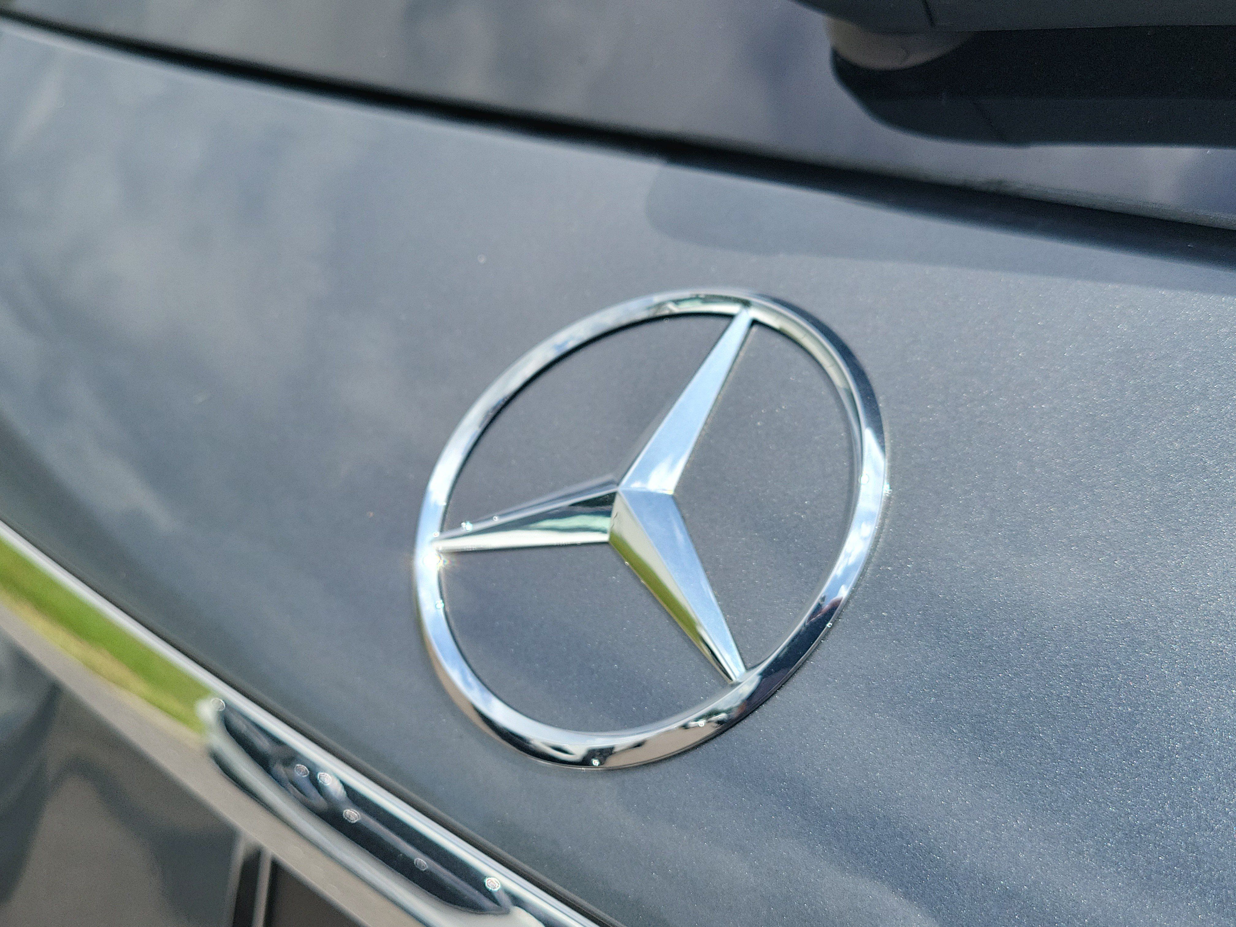 New 2026 Mercedes-Benz GLE 450e 4MATIC image 32