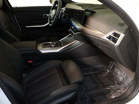 Used 2025 BMW 330i xDrive Sedan image 35