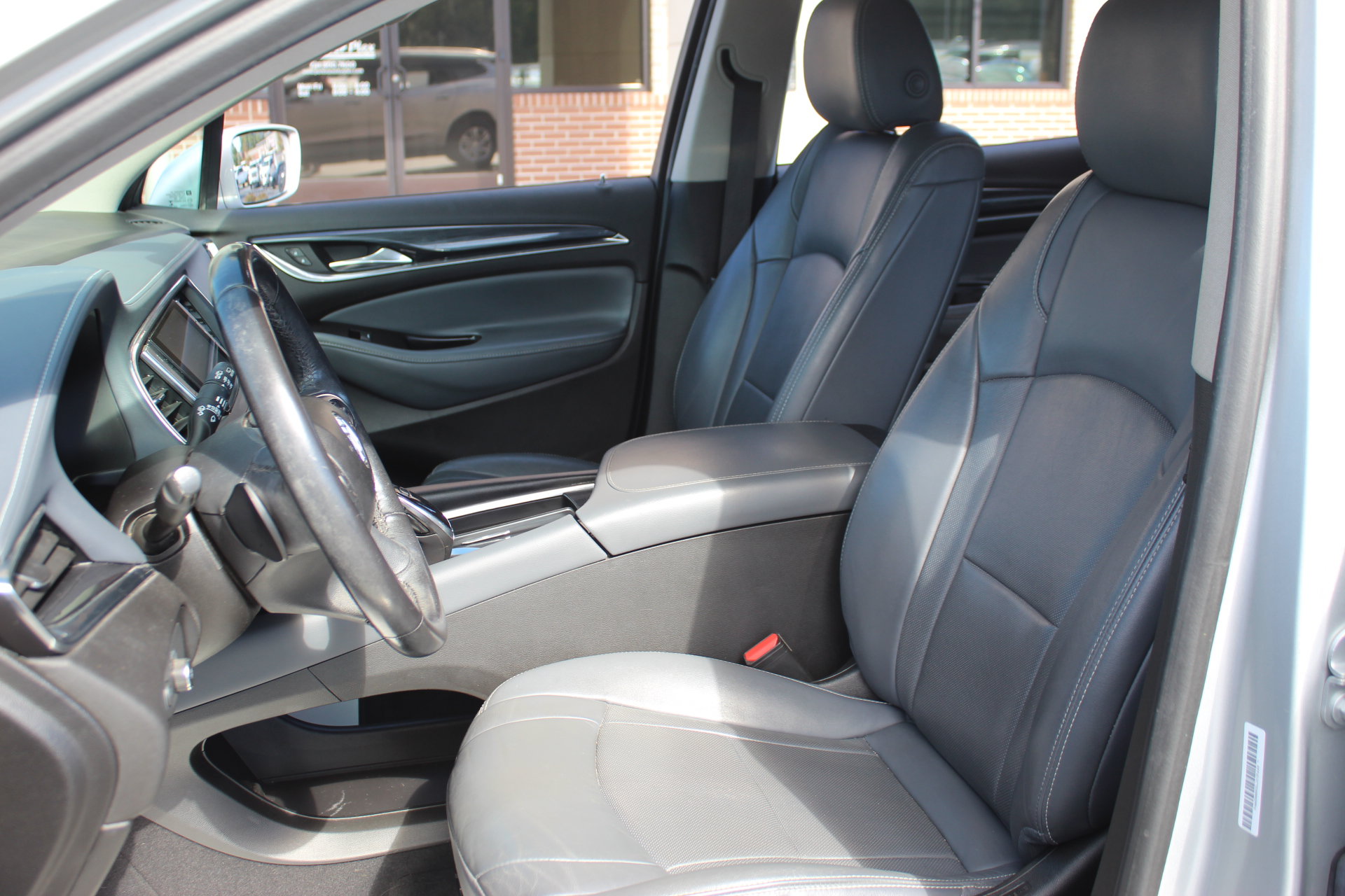 Used 2020 Buick Enclave Essence FWD image 14
