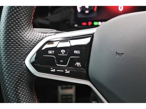 Used 2023 Volkswagen GTI 40th Anniversary Edition image 15