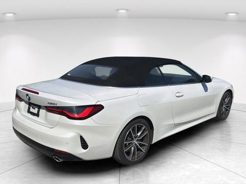 Certified 2025 BMW 430i Convertible w/ Premium Package RWD image 4