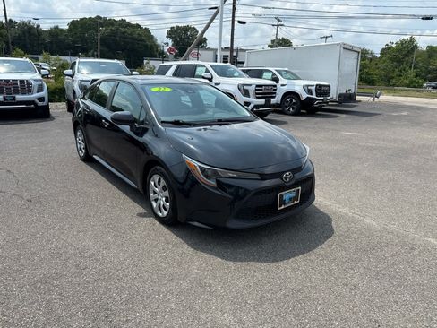 Used 2022 Toyota Corolla LE FWD image 7