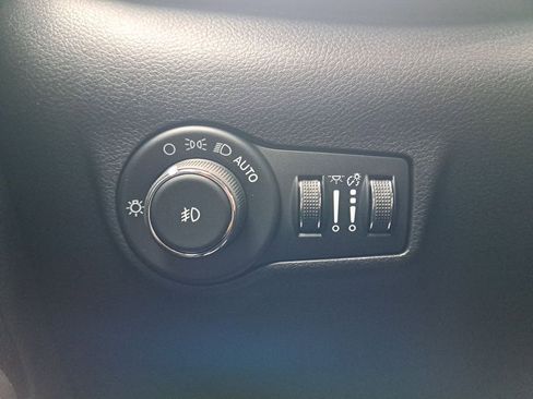 New 2026 Jeep Compass Trailhawk image 25