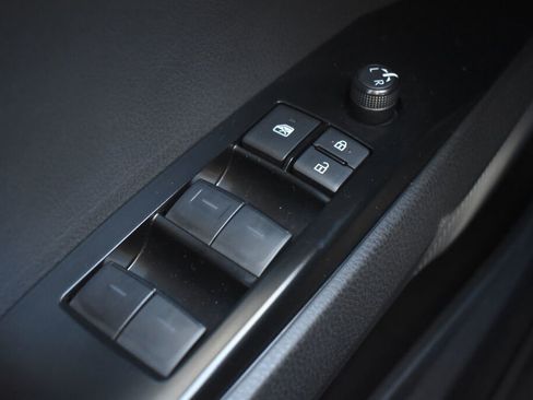 Certified 2025 Toyota Camry SE w/ Convenience Package image 15