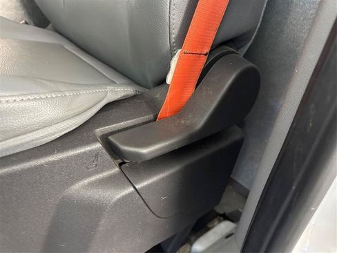 Used 2019 Ford Transit 350 148 Medium Roof RWD image 18