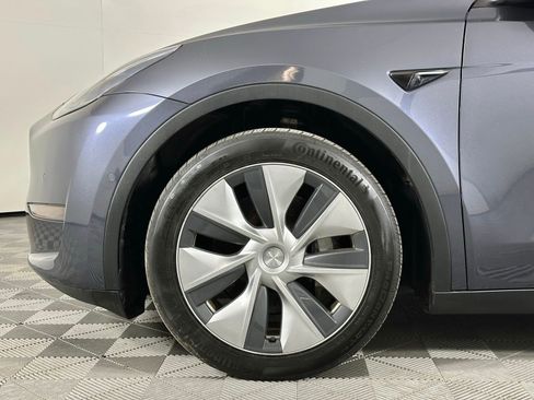 Used 2021 Tesla Model Y Long Range AWD/4WD image 8