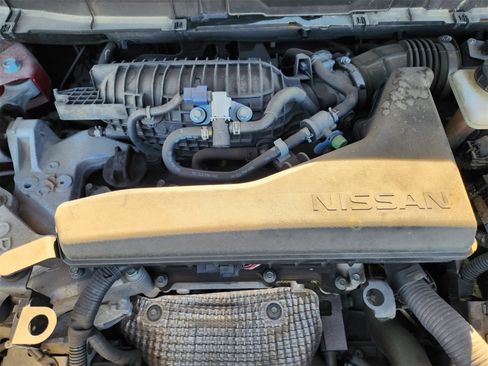 Used 2014 Nissan Rogue SV w/ SV Premium Package image 29