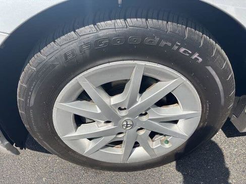 Used 2013 Toyota Prius V Two FWD image 13