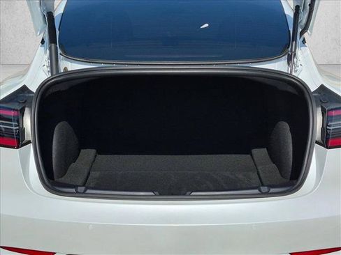 Used 2021 Tesla Model 3 Standard Range Plus RWD image 6