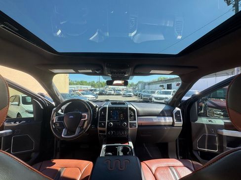 Used 2021 Ford F250 King Ranch w/ King Ranch Ultimate Package AWD/4WD image 30