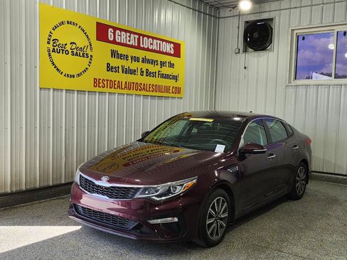 Used 2019 Kia Optima LX w/ LX 17" Wheel Package FWD image 1