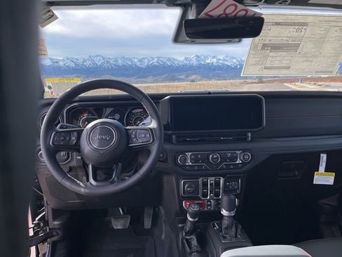 New 2026 Jeep Wrangler Unlimited Rubicon image 18