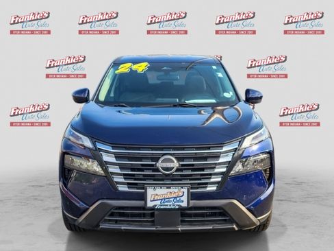 Used 2024 Nissan Rogue SV FWD image 8