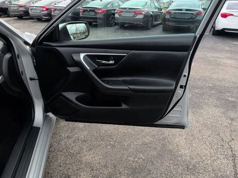 Used 2017 Nissan Altima 2.5 S w/ Power Driver Seat Package image 15