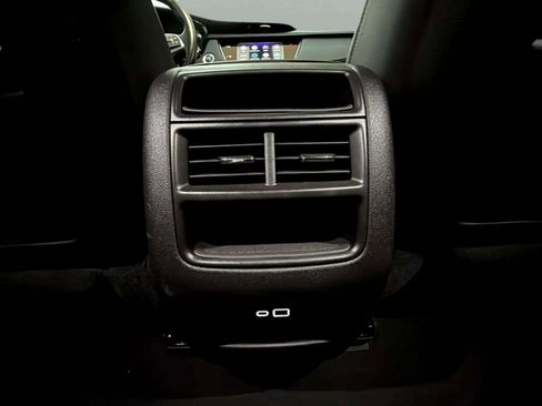 Used 2022 Cadillac XT5 Luxury image 43