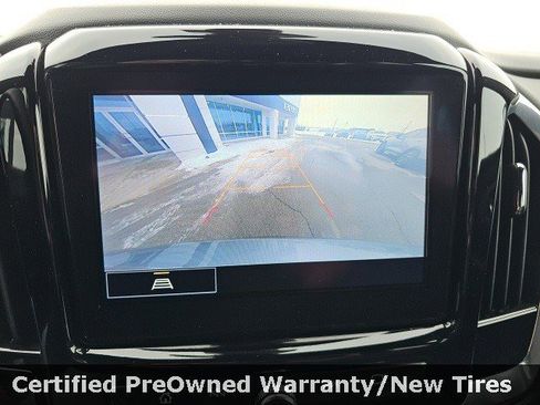 Certified 2023 Chevrolet Traverse LT w/ LPO, Floor Liner Package image 22