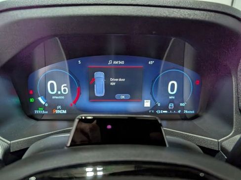 Used 2025 Ford Explorer ST image 16