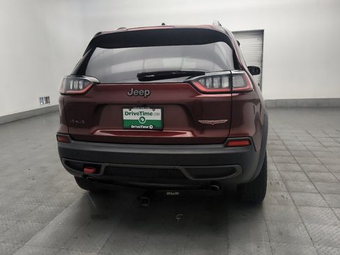 Used 2019 Jeep Cherokee Trailhawk AWD/4WD image 7