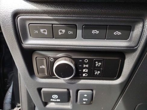 Used 2023 Ford F150 Lightning Lariat AWD/4WD image 17