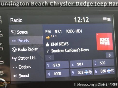 Used 2022 Toyota Highlander XLE image 29