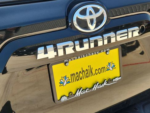 Used 2015 Toyota 4Runner SR5 RWD image 30