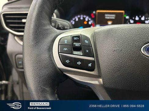 Certified 2022 Ford Explorer XLT w/ Equipment Group 202A image 22