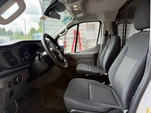 Used 2024 Ford Transit 250 Low Roof w/ Exterior Upgrade Package RWD image 13