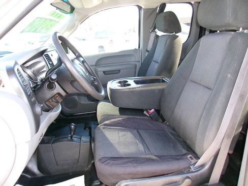 Used 2012 Chevrolet Silverado 2500 W/T image 15