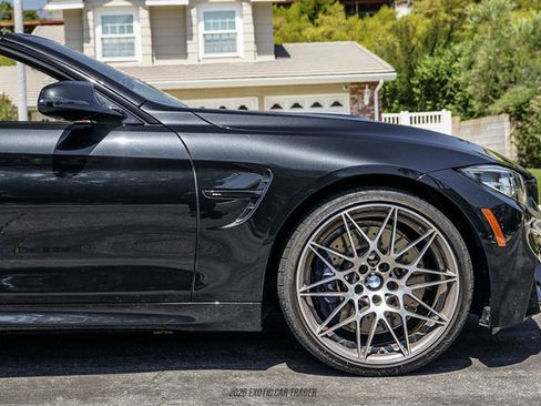 Used 2020 BMW M4 Convertible w/ Competition Package RWD image 11