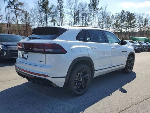 New 2026 Volkswagen Atlas Cross Sport SEL R-Line image 4