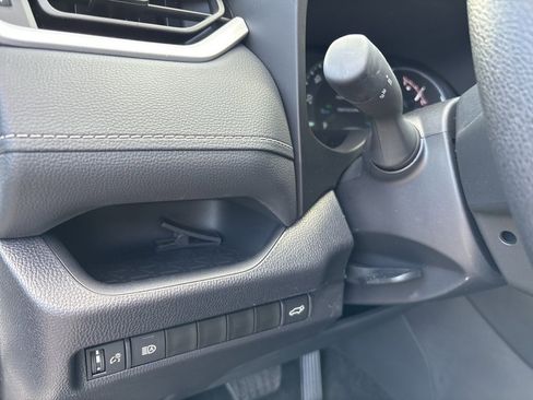 Used 2025 Toyota RAV4 XLE w/ Convenience Package image 11