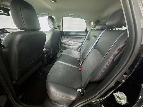 Used 2024 Mitsubishi Outlander Sport SE image 25