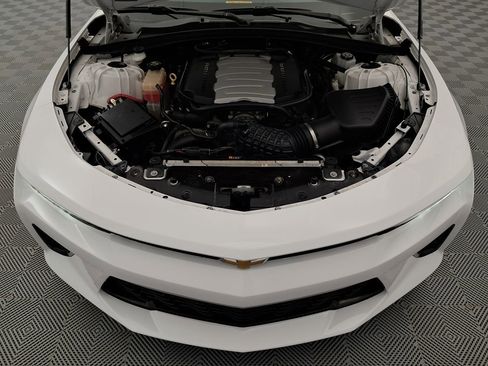 Used 2017 Chevrolet Camaro SS image 39