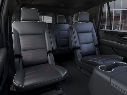 New 2026 GMC Yukon AT4 Ultimate w/ LPO, Floor Liner Package image 17