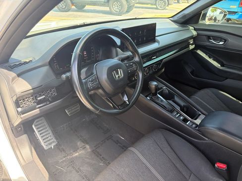 Used 2024 Honda Accord Sport image 10