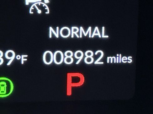 Used 2025 Honda Civic Sport image 11