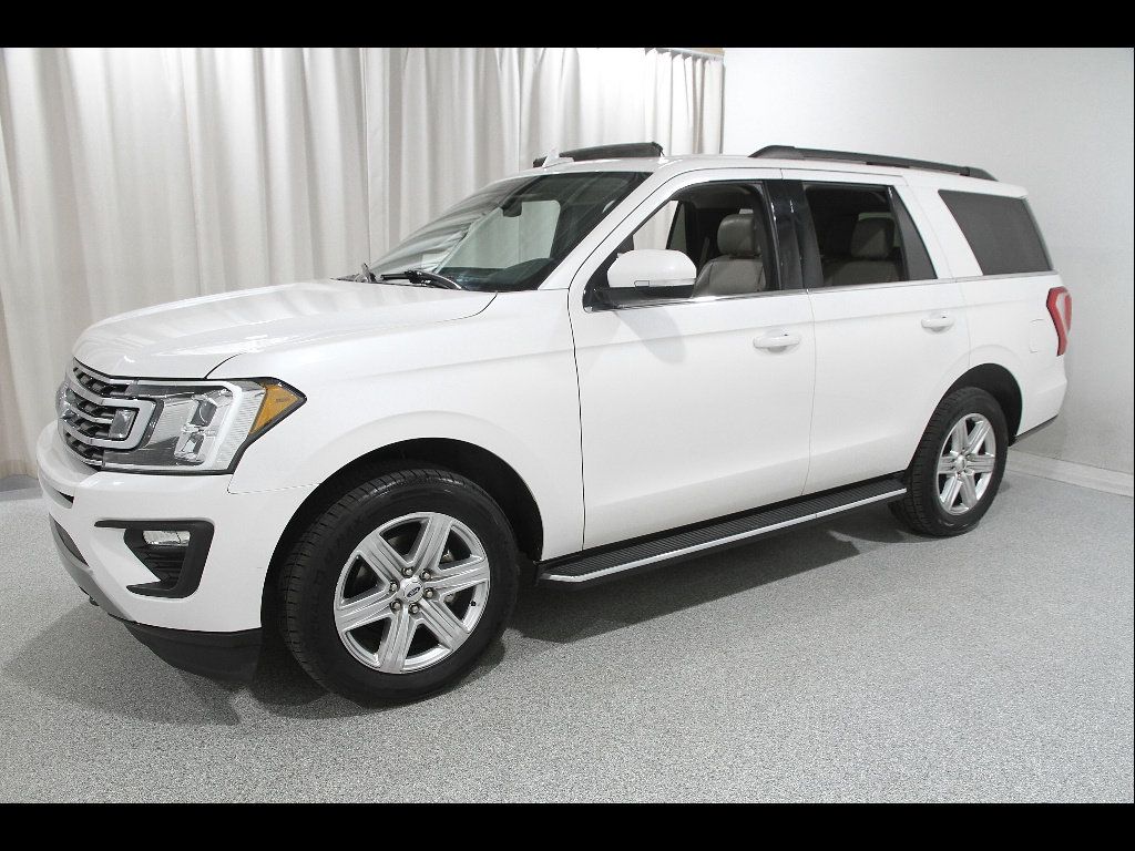Used 2019 Ford Expedition XLT w/ Equipment Group 202A AWD/4WD image 3