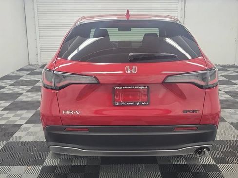 Certified 2025 Honda HR-V Sport image 5