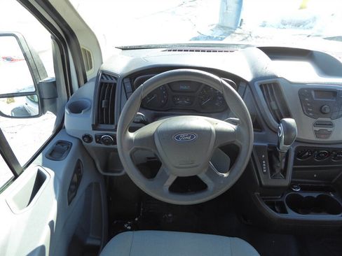 Used 2017 Chevrolet Express 2500 LT w/ LT Preferred Equipment Group image 9