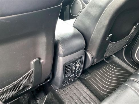 Used 2018 Jeep Grand Cherokee Summit AWD/4WD image 28