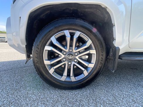 Used 2026 Toyota 4Runner Limited AWD/4WD image 11