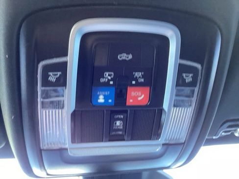 Certified 2025 RAM 1500 Big Horn image 34