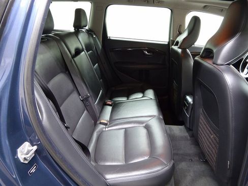 Used 2015 Volvo XC70 T6 image 29