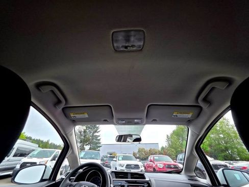 Used 2019 Honda Fit LX image 25