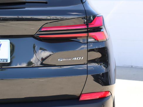 Used 2025 BMW X5 sDrive40i w/ Premium Package image 6